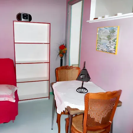 Chaleureux à Saint-barthélemy-d'anjou De 27 M² + Jardin Appartement *