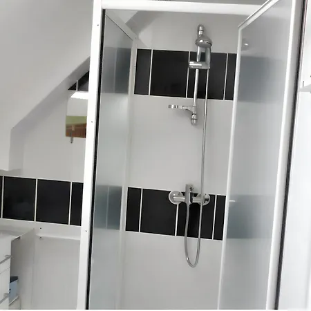 Chaleureux à Saint-barthélemy-d'anjou De 27 M² + Jardin *