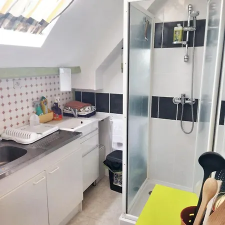 Chaleureux à Saint-barthélemy-d'anjou De 27 M² + Jardin Appartement